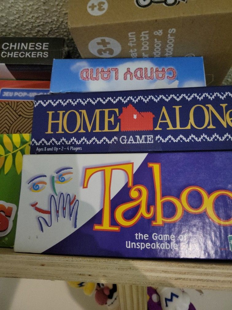 Home Alone Board Game