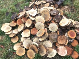 Wood rounds, center pieces, wedding decor, farmhouse