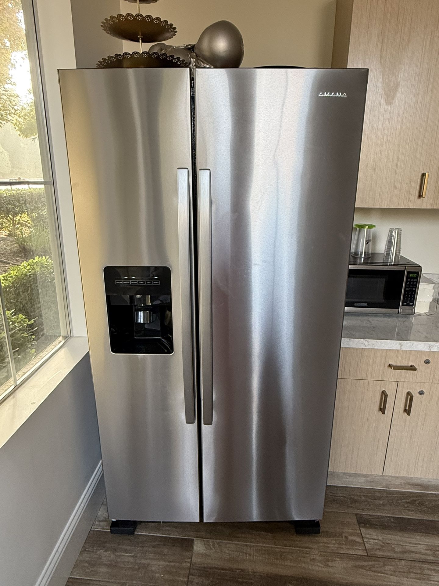 Amana Refrigerator