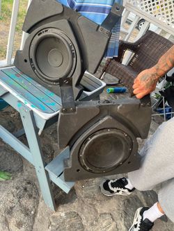 Stereo speaker