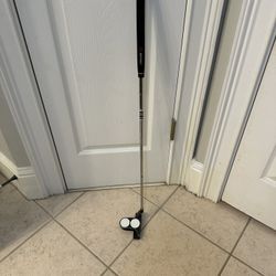 Odyssey DFX 2-Ball Blade Putter 33 1/2  “Men Right Handed Used