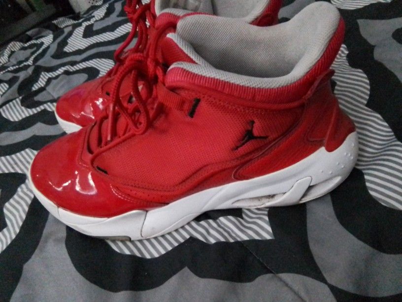 Size 10-Jordan 11 Retro High Win Like '96