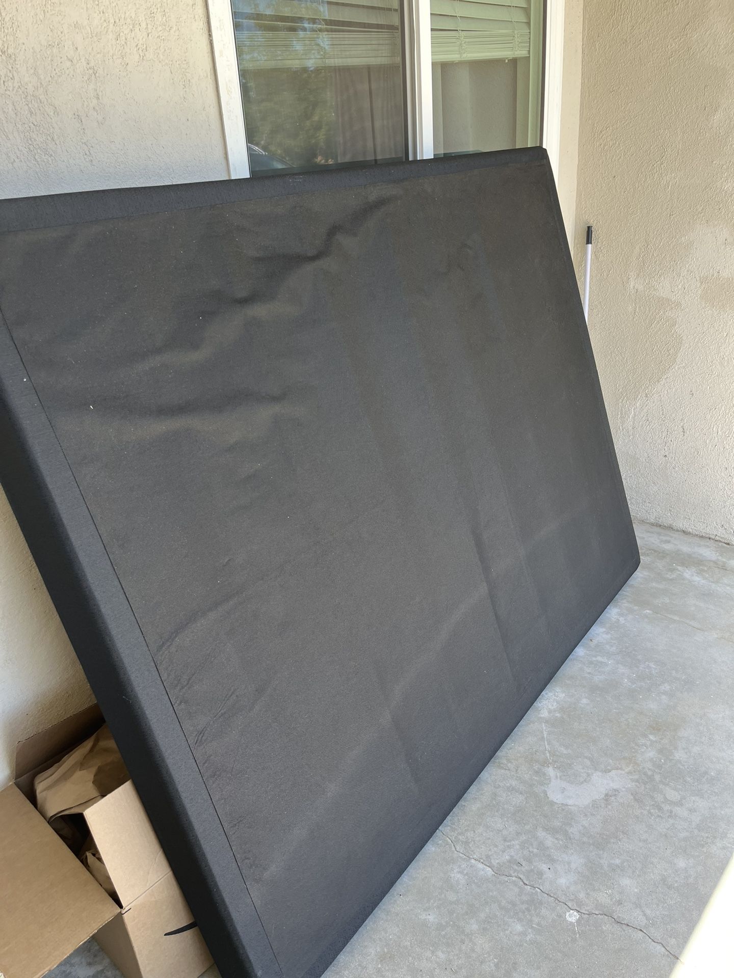 Mattress Base Queen Size