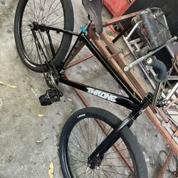 29” Throne Shadow 