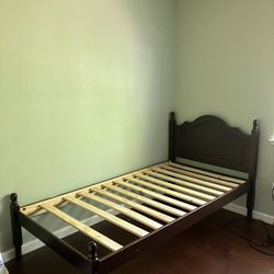 solid wood twin bed 
