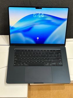 MacBook Air 15 M4 /24gb ram 512 gb ssd