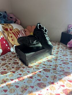 Jordan Black Cats