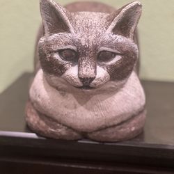 Vintage Hand Painted Cast Stone Cat Garden Statue, Signed 1987, 18”W X 8,5”H , 47 Ib 