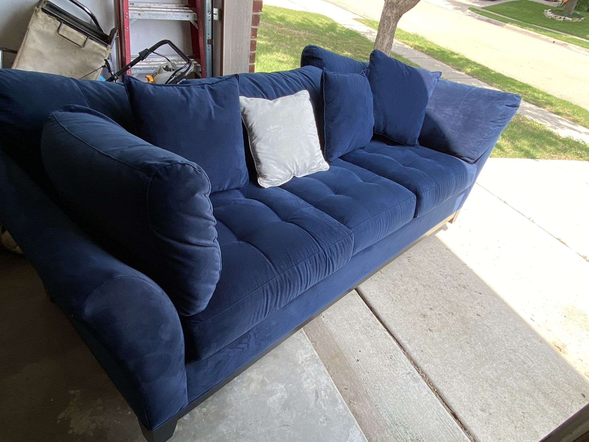 Cindy Crawford blue couch and lounge $650