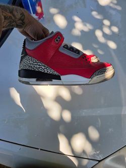 Jordan 3 red cement size 10.5