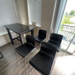 Dining Table and 4 Chairs