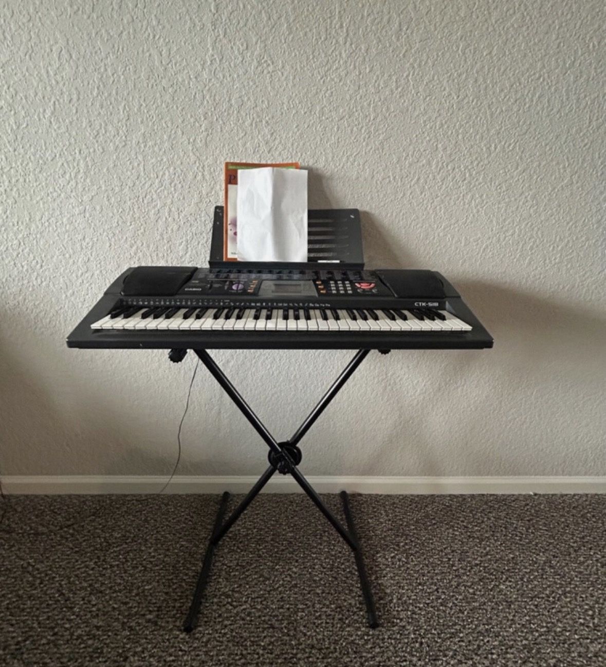 Casio keyboard CTK 518 black with stand