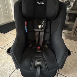 NUNA Rava Convertible Car Seat