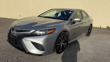 Toyota camry 2019