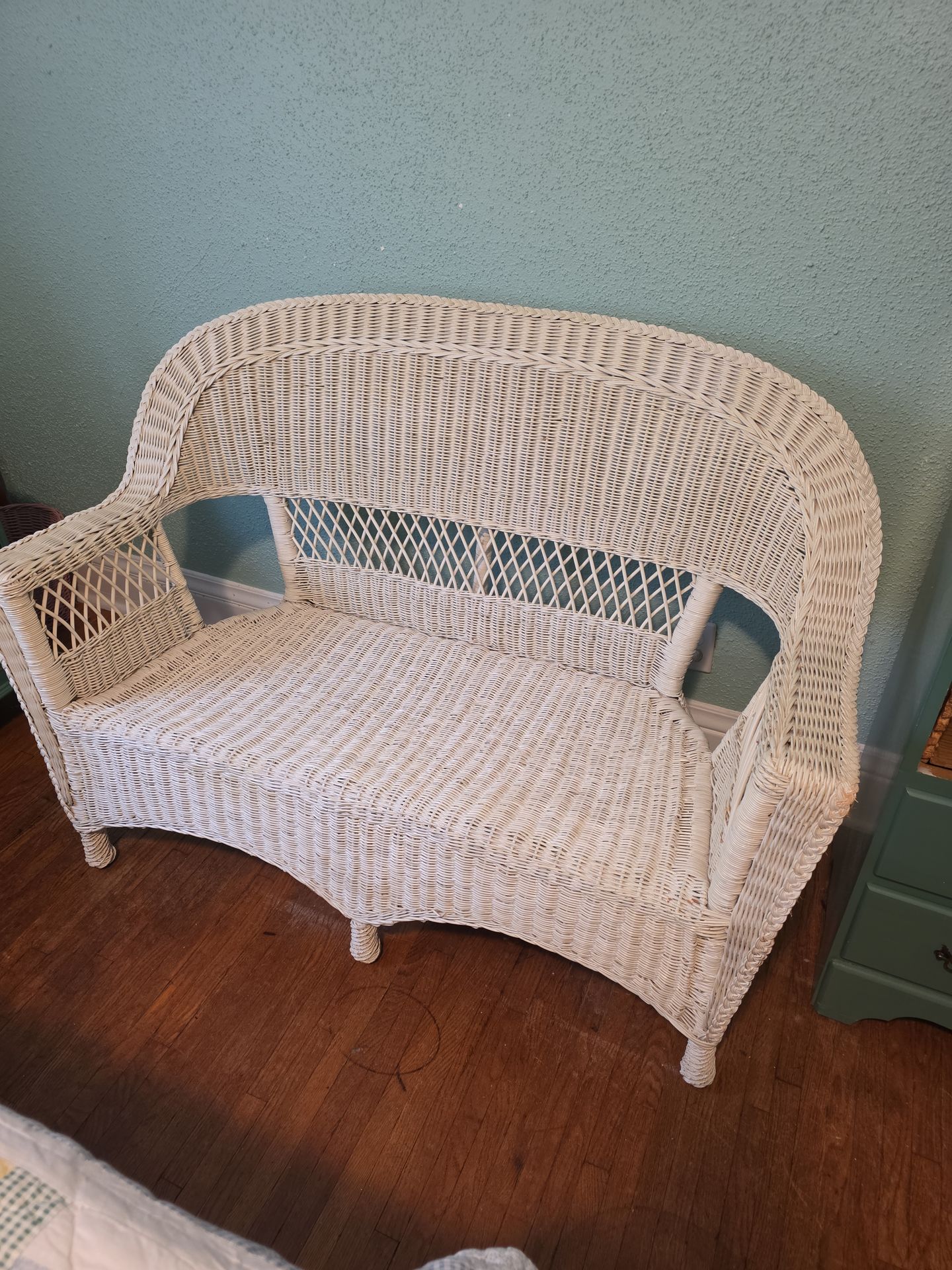 White Wicker love seat