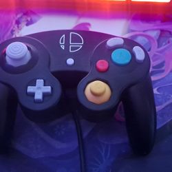 Nintendo Super Smash Bros. Ultimate edition GameCube controller - Switch with GameCube controller adapter