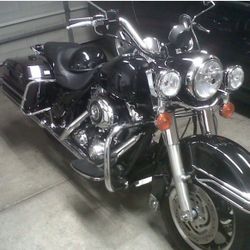 2007 harleydavidson Roadking 103 with a 6speed