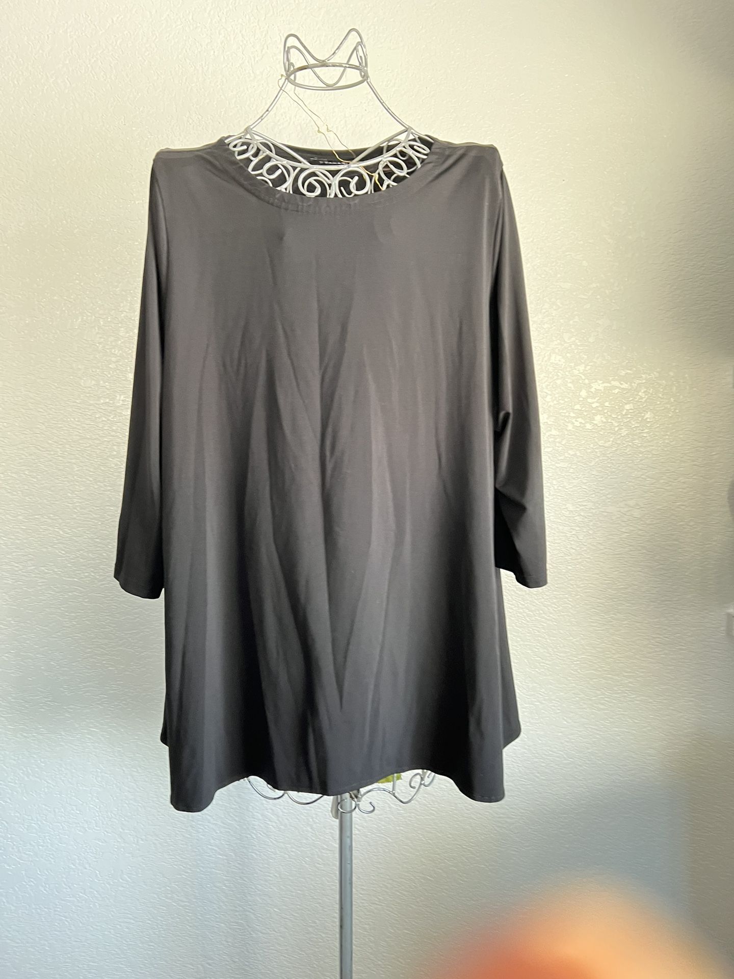 TTAHARI black blouse 2x !