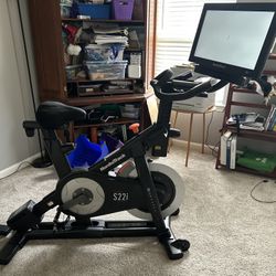 Nordic track Exercise Bike With Interactive IFit Capability
