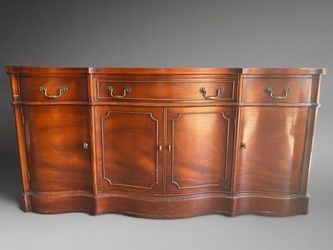 (MAKE ME AN OFFER) Vintage Traditional Cherrywood 2-piece Hutch by Morganton
