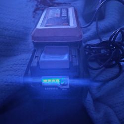 Hart 40 Volt 5 Amp Battery And The Charger 