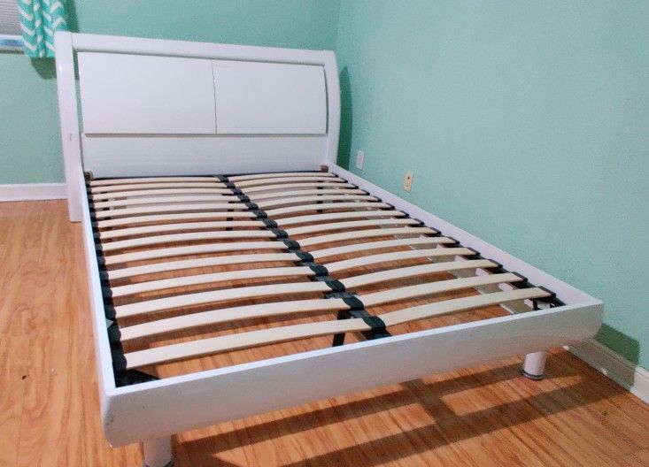 Queen Bed Frame White Glossy Finish