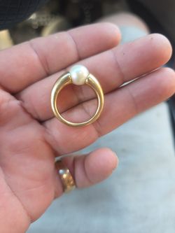 18k gold ring 13g. Size 9