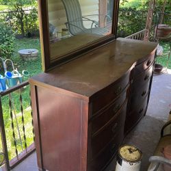Bedroom Chest of Drawers With Mirror 