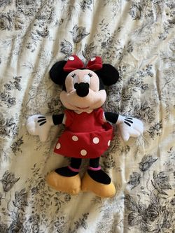Disney Minnie Mouse Plush 11”