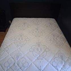 Queen Size Mattress 