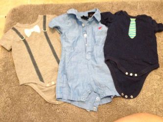 Onesies (3-6 months)
