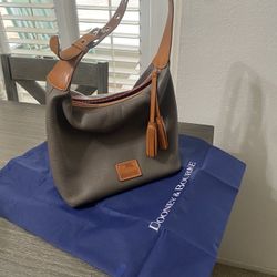 Dooney & Bourke Purse