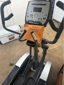 Eliptical trainer