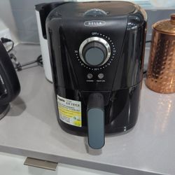 Bella 1.6qt Air fryer 