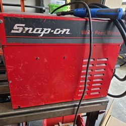 Snap On Welder. 