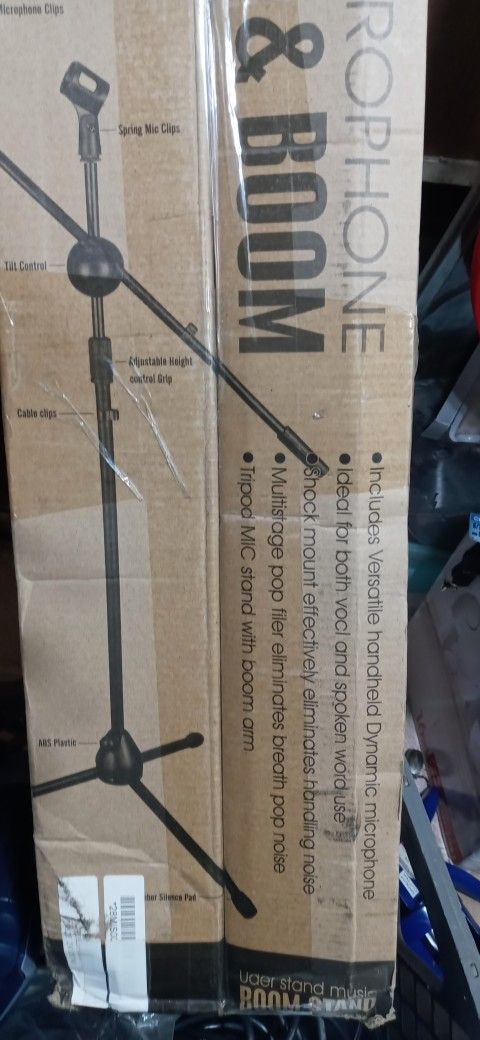 Mic Stand Black New One Package Of 4 Stand.