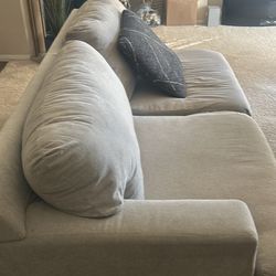 Gray Sectional Sofa – Good Condition