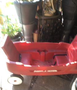 RADIO FLYER