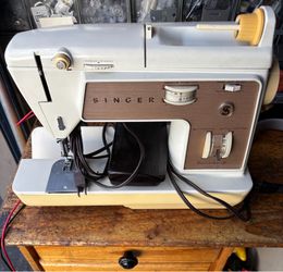SINGER Golden Deluxe Touch & Sew Model 778 Heavy Duty Sewing Machine Fully Serviced