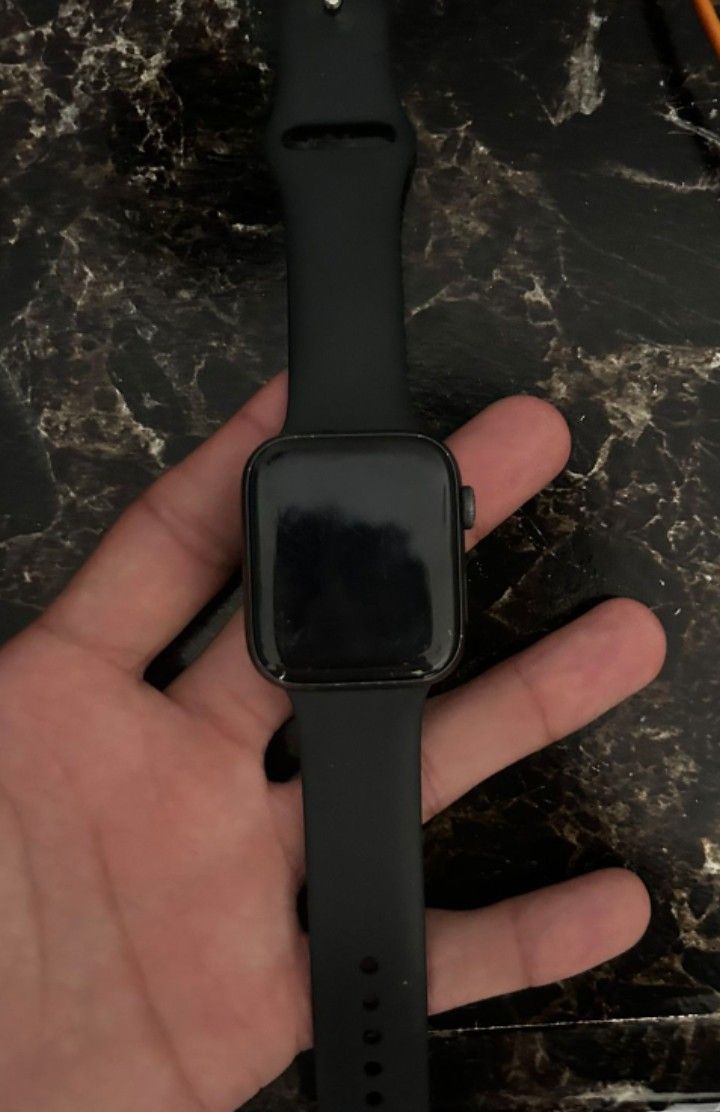 Apple Watch SE