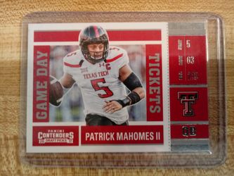 Patrick Mahomes Rookie Card MINT