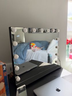Vanity Mirror (Fenchilin Brand)