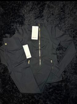 Lululemon sets