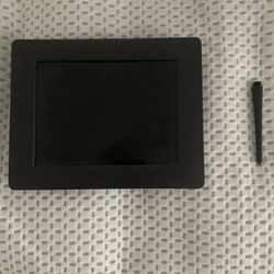 Aluratek 8 Inch Digital Photo Frame