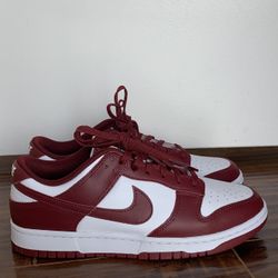 Nike Dunk Low Retro - Size 9
