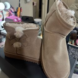 Winter Boots Size 7 in women