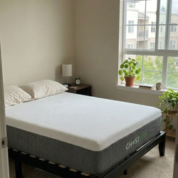 King Plattform Bed w Mattress OBO