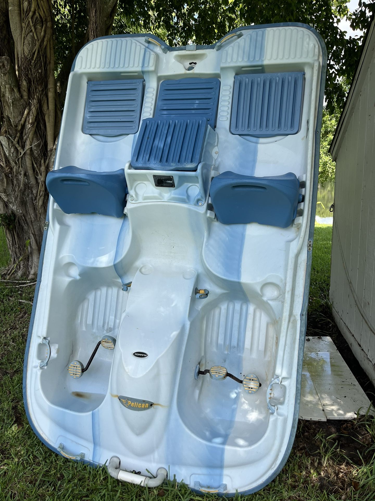 Pelican RamX Electric Paddleboat
