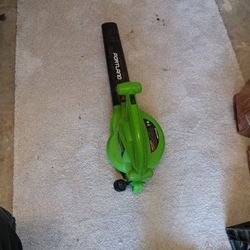 Leaf Blower 