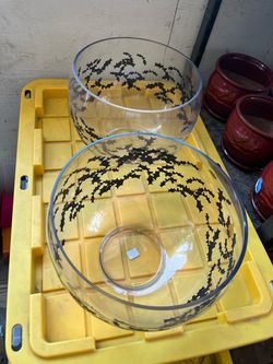 Halloween bat glass punch bowls as is $5 each